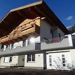 Alpenjuwel By Piaunddirk Apartamento