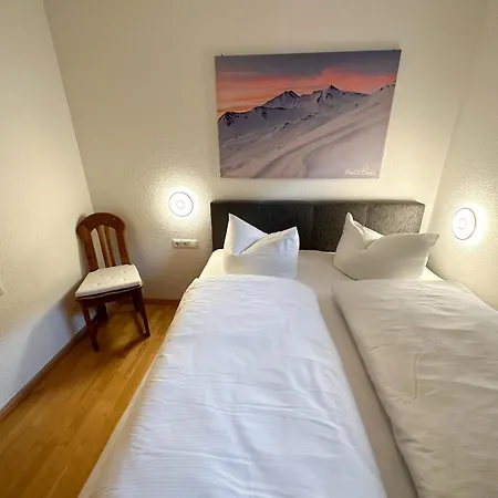 Alpenjuwel By Piaunddirk * Hippach