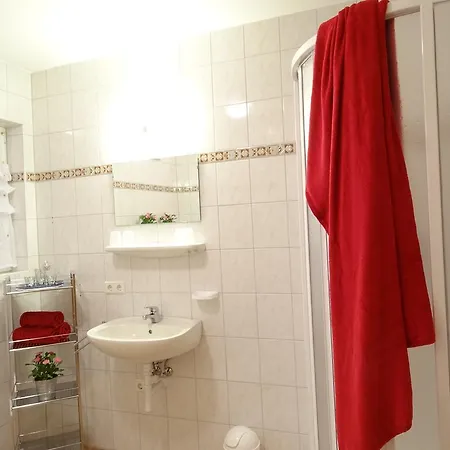 Alpenjuwel By Piaunddirk