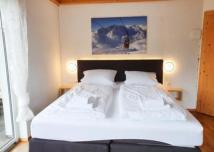 Alpenjuwel By Piaunddirk היפאך