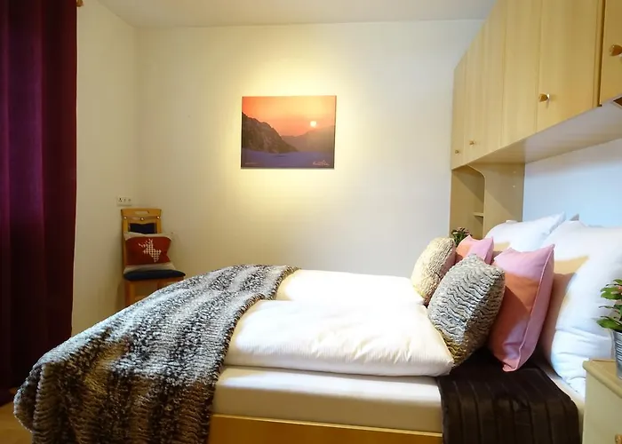 Alpenjuwel By Piaunddirk דירה היפאך