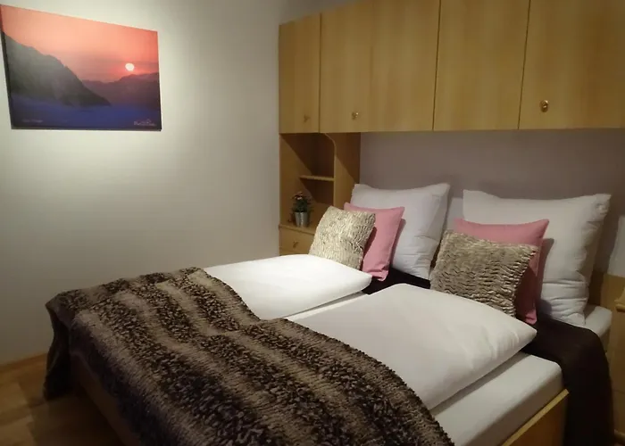 Alpenjuwel By Piaunddirk היפאך