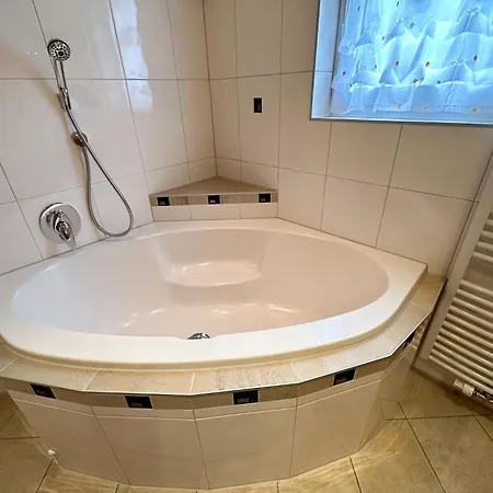 Appartamento Alpenjuwel By Piaunddirk