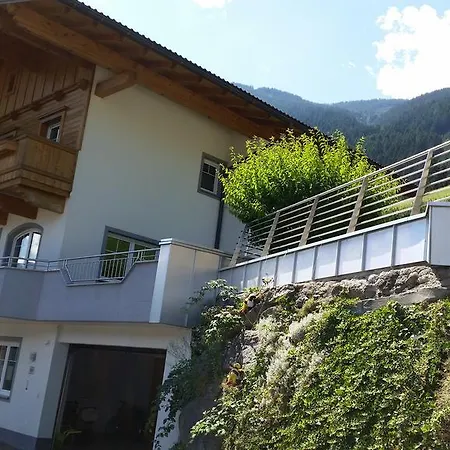 Alpenjuwel By Piaunddirk Hippach