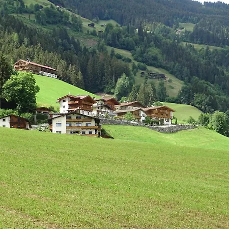 Alpenjuwel By Piaunddirk